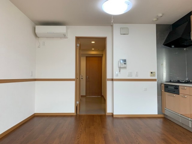 (居間)