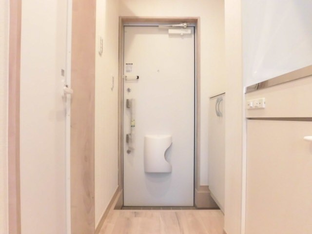 (玄関)