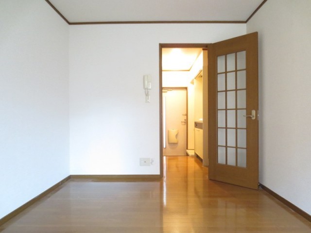 (居間)