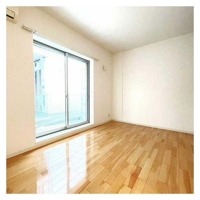 (居間)