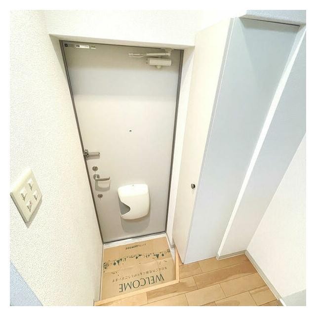 (玄関)