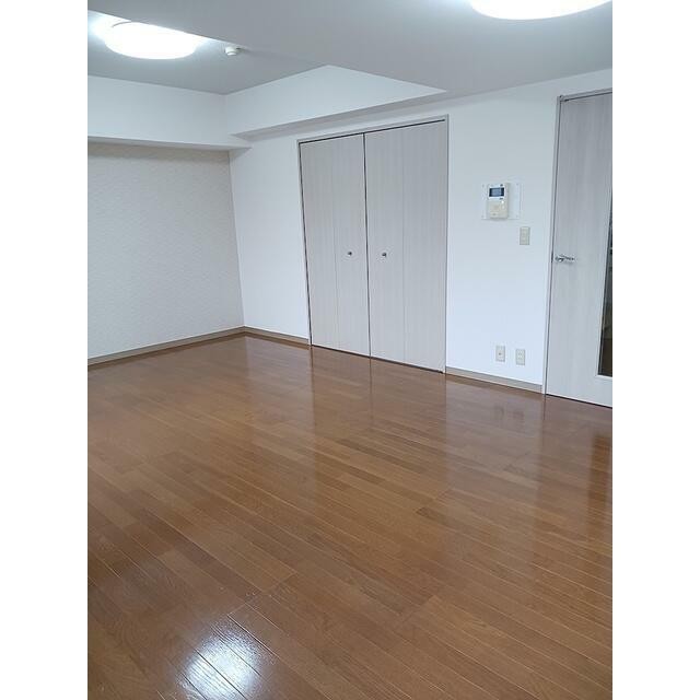 (居間)