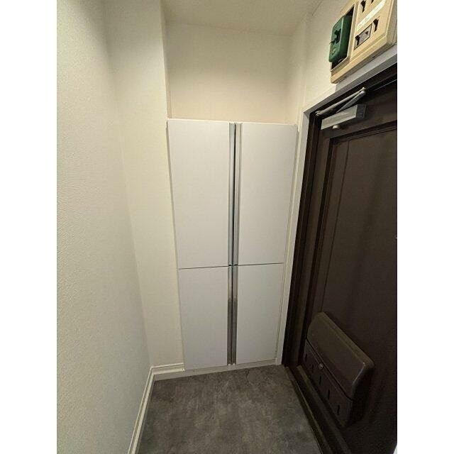 ※同仕様写真含む(玄関)