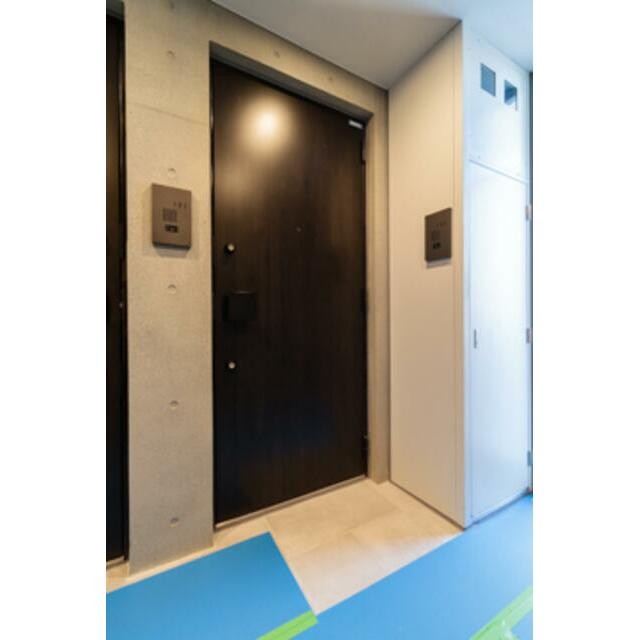 ※写真は同タイプ住戸です。(玄関)
