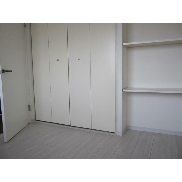 4畳洋室 収納(内装)