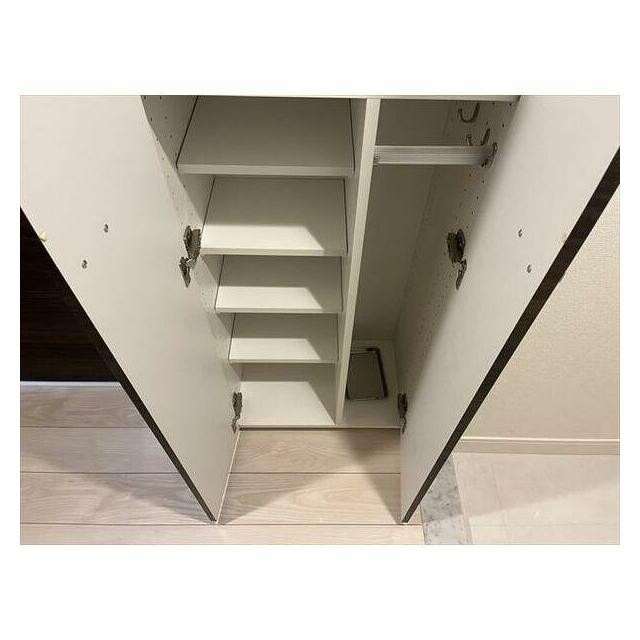 (玄関)