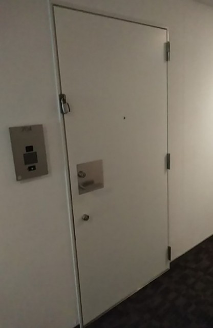 (玄関)