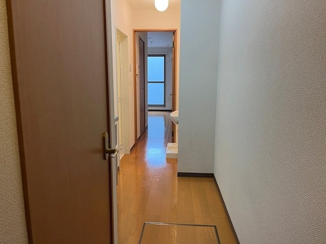 ※同仕様写真(玄関)