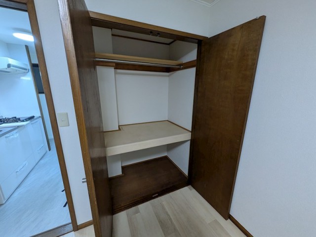 (居間)