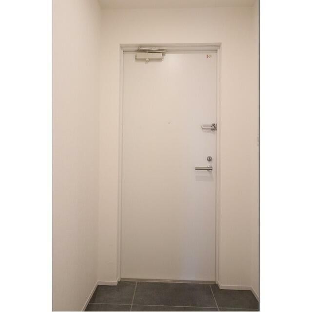 (玄関)