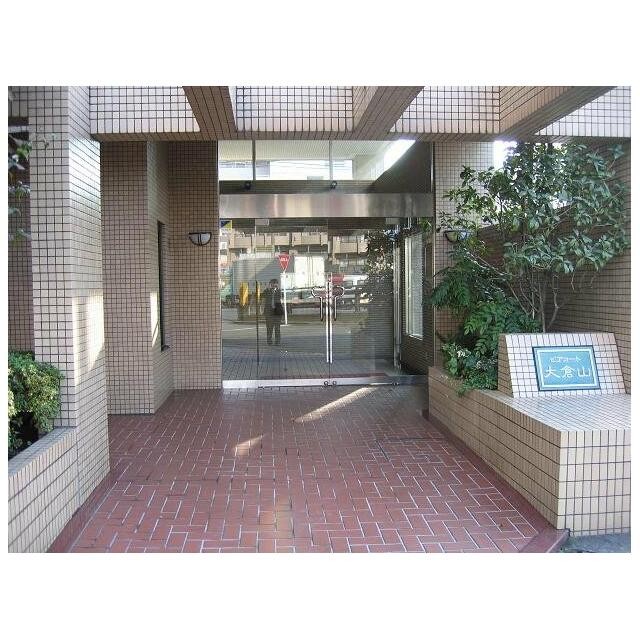 オートロックあります。(その他建物画像)
