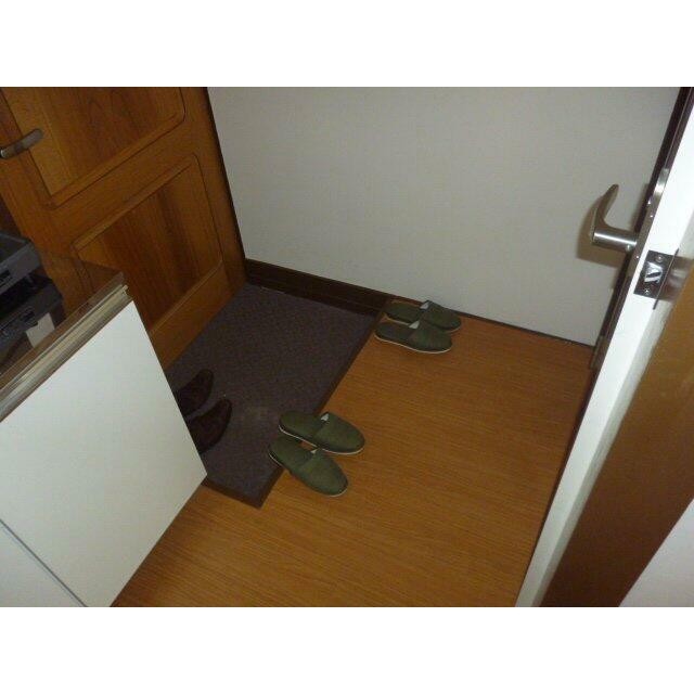 (玄関)