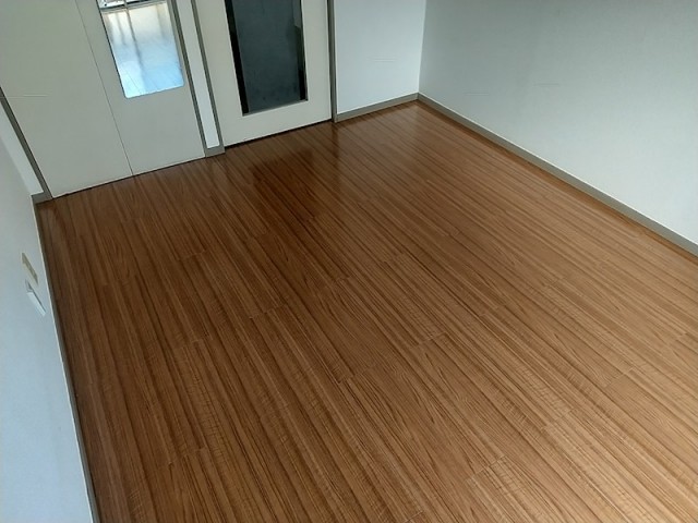 (居間)
