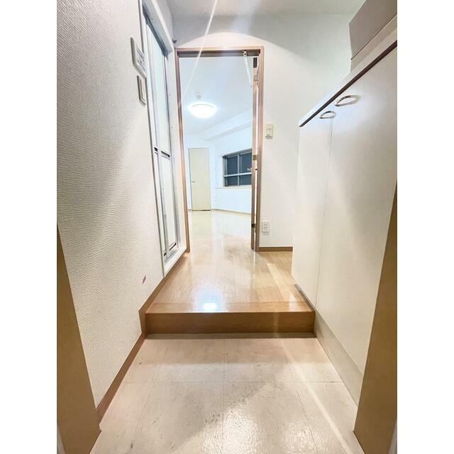 (玄関)