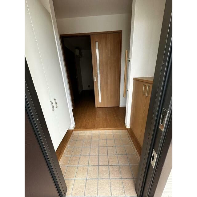 (玄関)