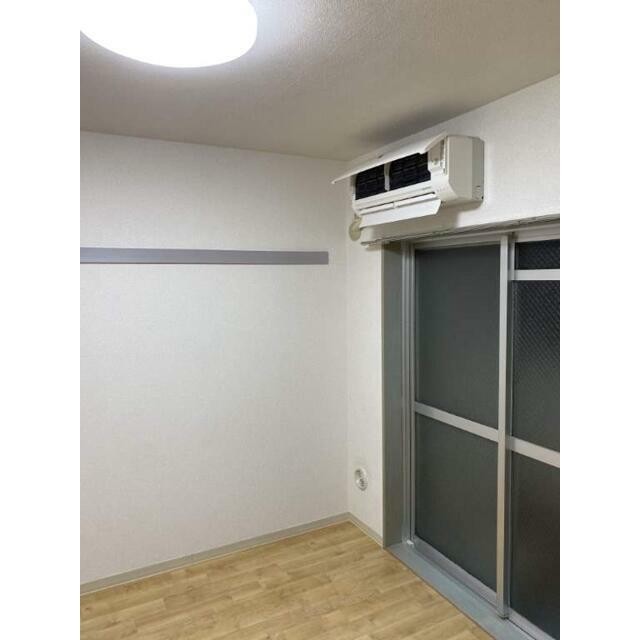 (居間)