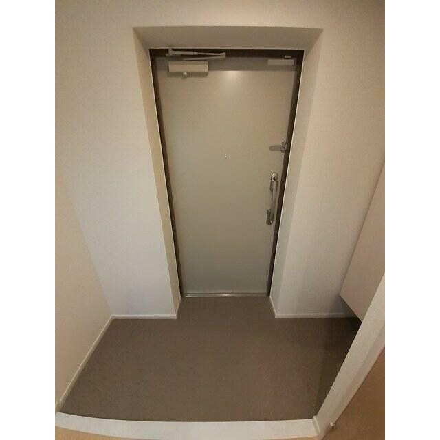 (玄関)