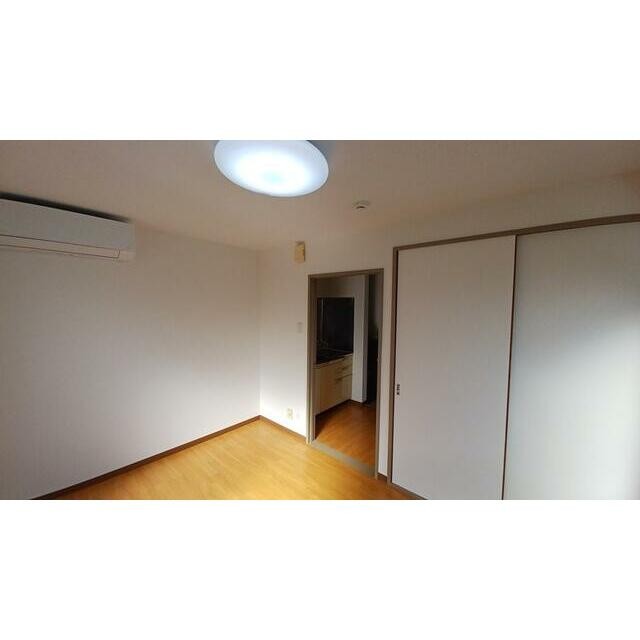 (居間)