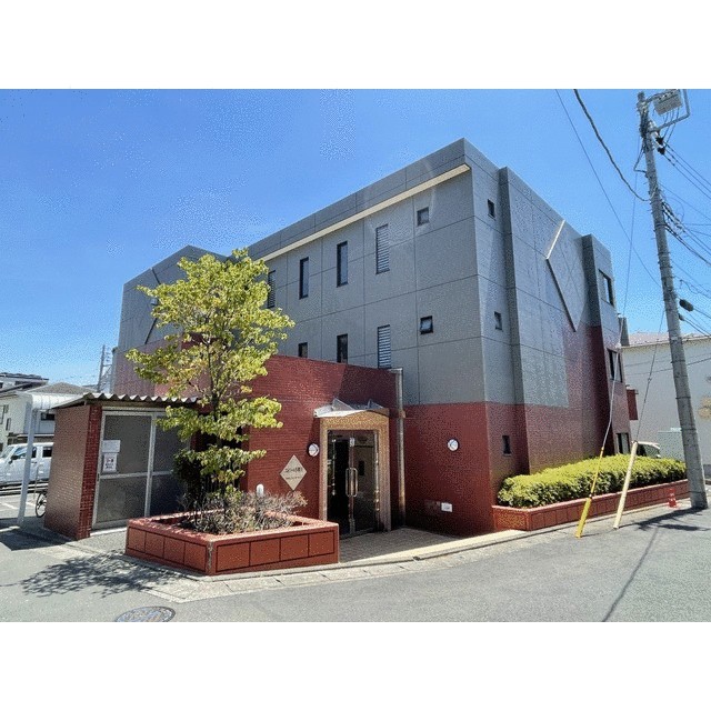 川崎市高津区北見方2丁目 【賃貸居住】マンション