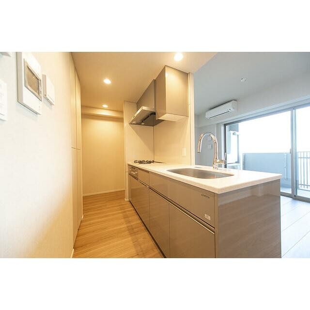 ※写真は同タイプ住戸です。(キッチン)