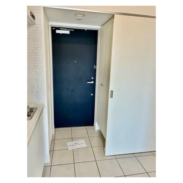(玄関)