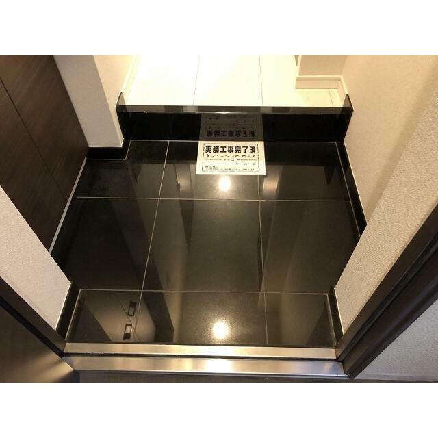 (玄関)
