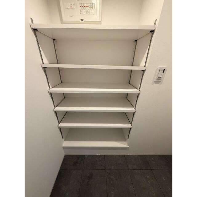 (玄関)