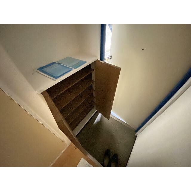 (玄関)