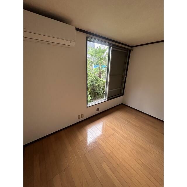 (居間)