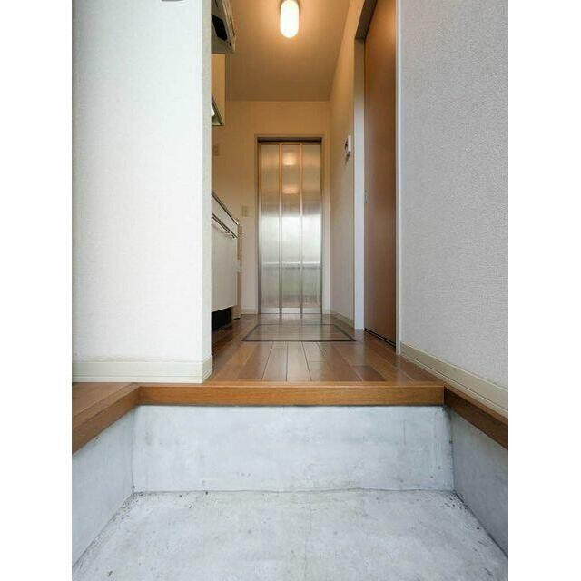 (玄関)