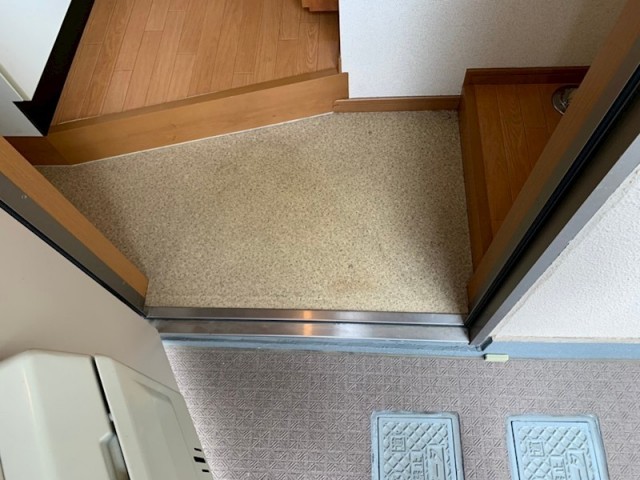 (玄関)