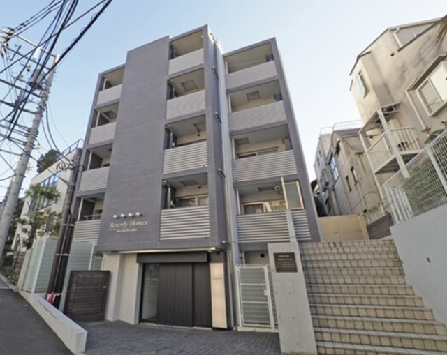 渋谷区鶯谷町10丁目 【賃貸居住】マンション