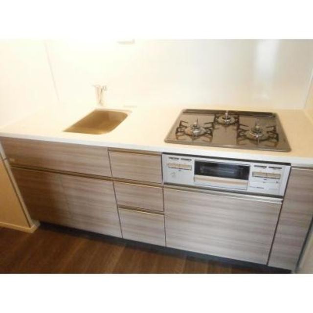 ※写真は同タイプ住戸です。(キッチン)