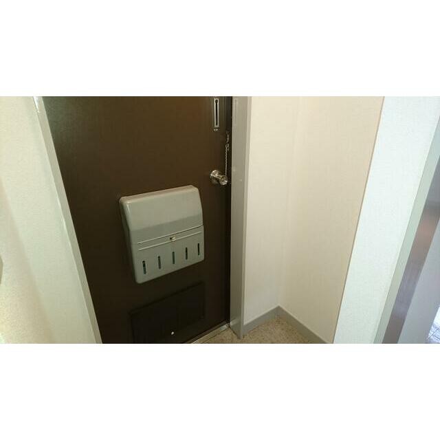 ※別部屋参考写真です。(玄関)