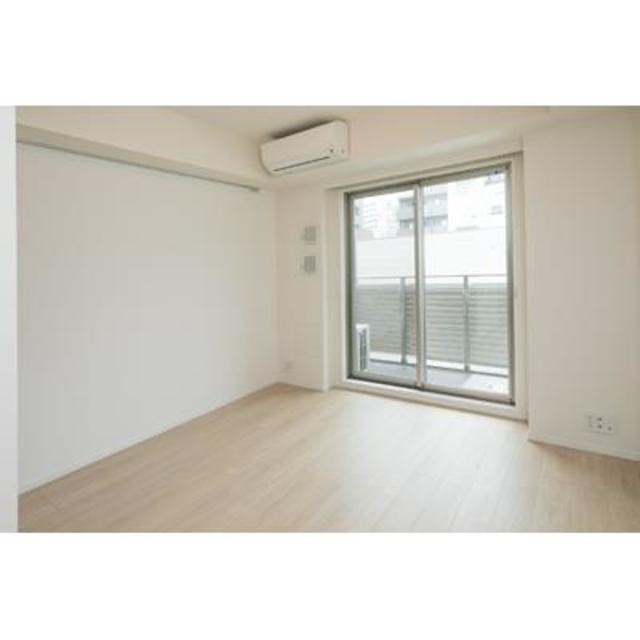 ※写真は同タイプ住戸です。(居間)