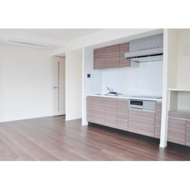 ※写真は同タイプ住戸です。(キッチン)