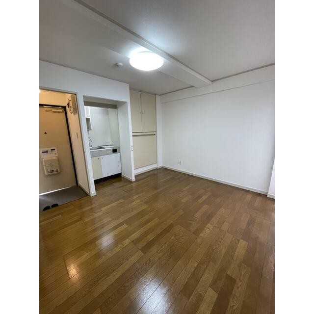 (居間)
