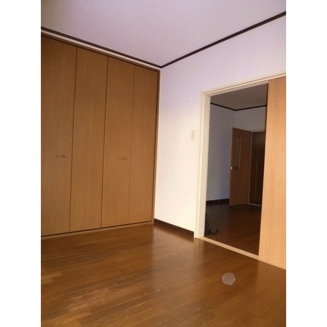 (居間)
