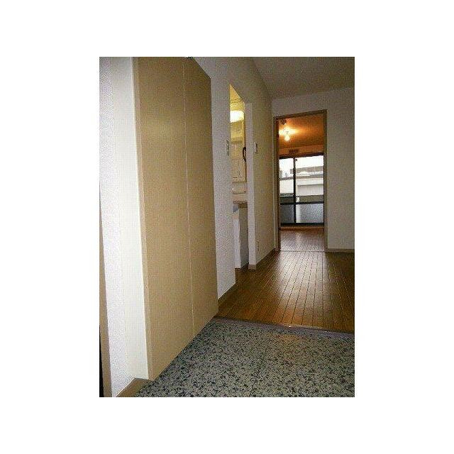 (玄関)
