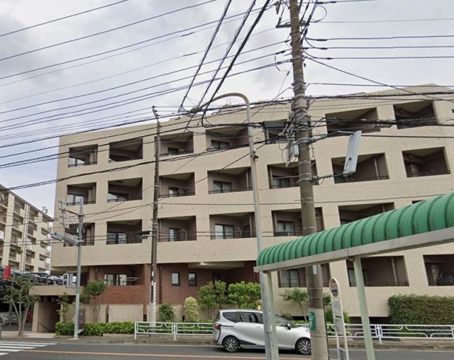 横浜市神奈川区松見町4丁目 【賃貸居住】マンション