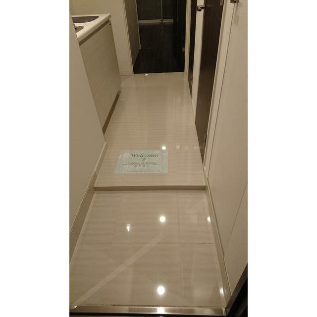 (玄関)