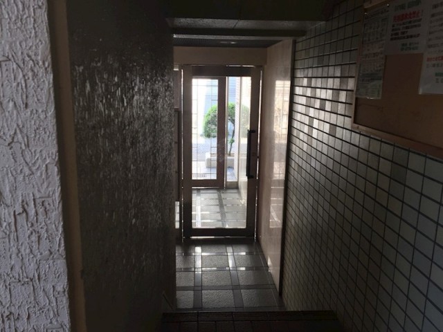 (居間)
