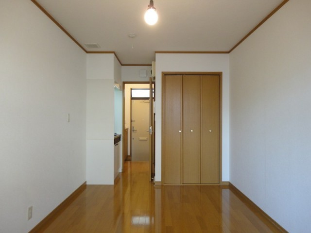 (居間)