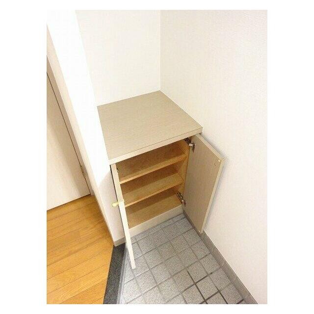 (玄関)