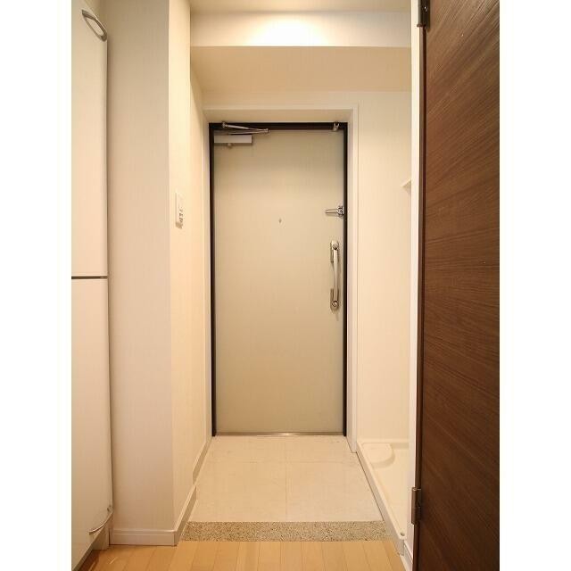 (玄関)