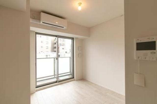 ※写真は同タイプ住戸です。(居間)