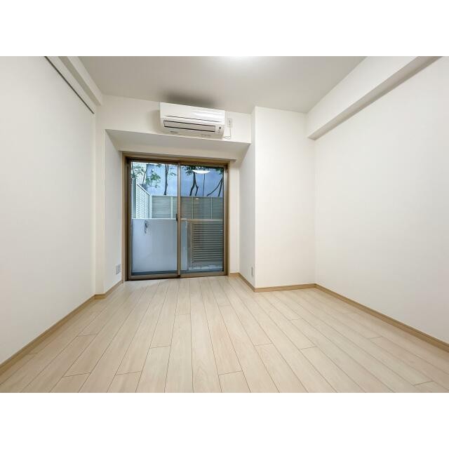 (居間)