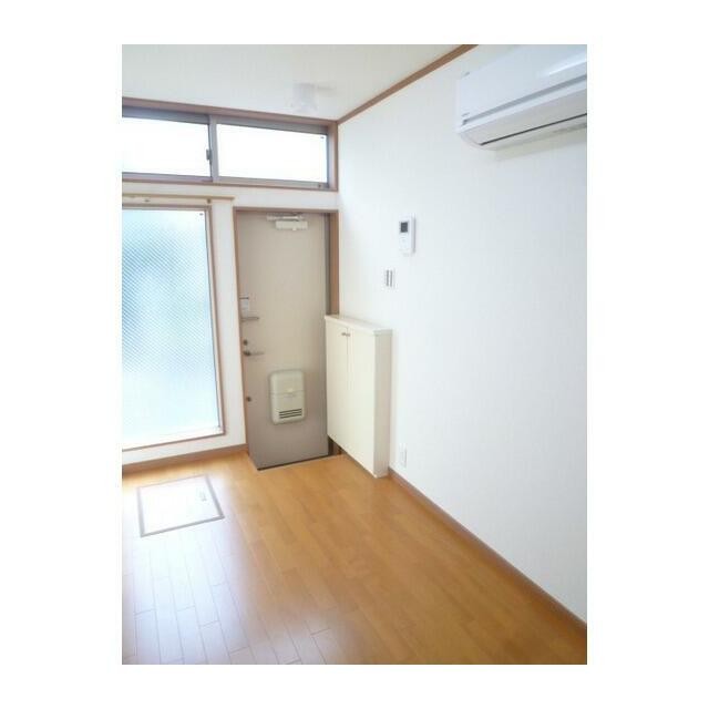 (玄関)