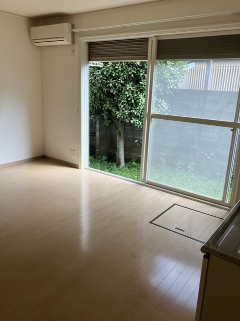(居間)
