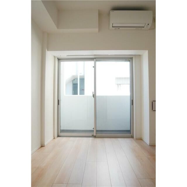 (居間)